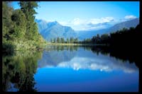 Lake Matheson vor Mount Cook und Mount Tasman